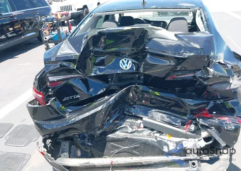 2019 Volkswagen Jetta 1.4T R-Line/1.4T S/1.4T Se z USA, uszkodzony, nr VIN 3VWC57BU5KM083543